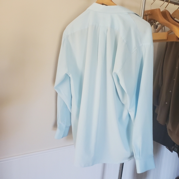 Vintage button down dress shirt light blue men's wear - Picture 7 of 8